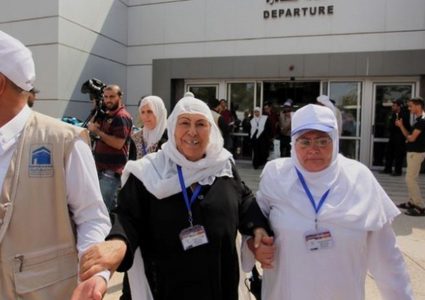 مغادرة الفوج الثاني من حجاج غزة عبر معبر رفح