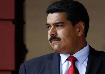 بالفيديو: الرئيس الفنزويلي ينجو من محاولة إغتيال