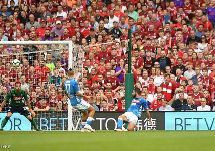 صلاح يخطف الأضواء أمام نابولي بهدف "لا يصد"