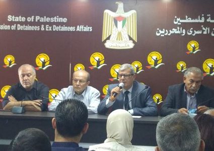 أبو بكر يتسلم مهامه خلفا لقراقع