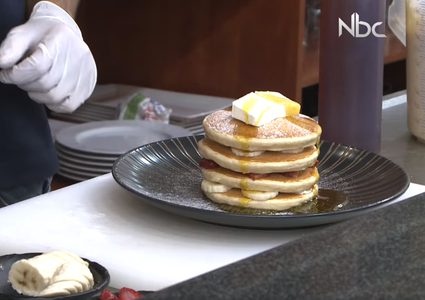 بالفيديو.. طريقة تحضير البان كيك بشكل سريع و صحي