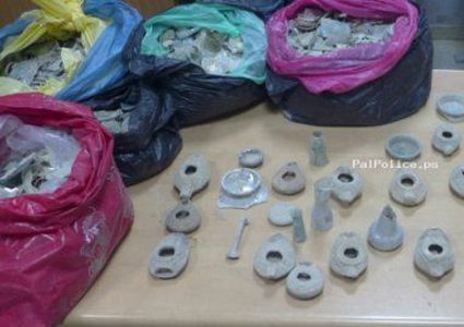 الشرطة تضبط قطع أثرية بحيازة شخص في جنين