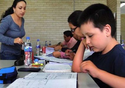 طفل مكسيكي يدخل الجامعة!