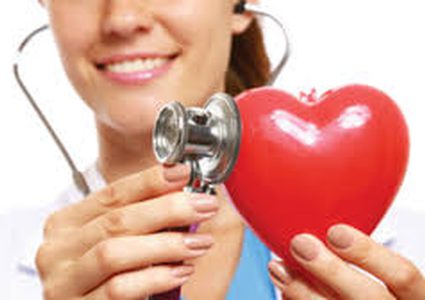 طبيب أم طبيبة..أغرب نصيحة علمية لمريضات القلب