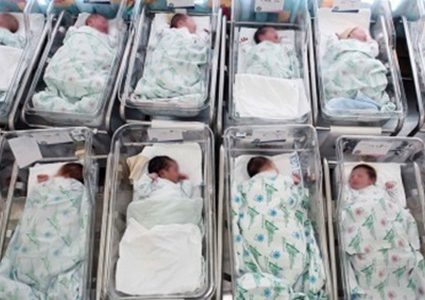 4817 مولودا جديدا خلال تموز في غزة