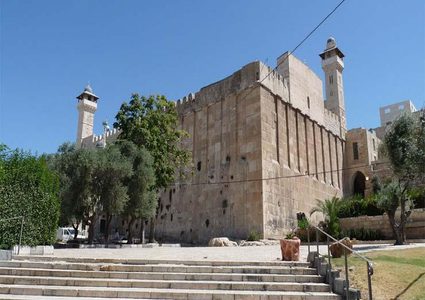 "الإسلامية المسيحية": إغلاق الحرم الإبراهيمي جريمة