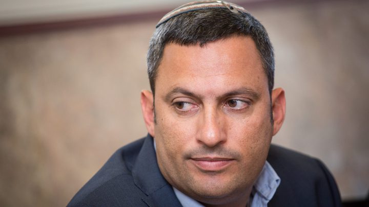 عمدة مستوطنة "سديروت" يدعو للتصعيد ويدين التهدئة