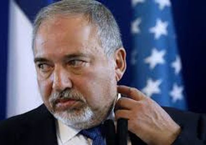 "ليبرمان" يواجه موجة من الإنتقادات اللاذعة