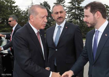 أردوغان يتكلم والليرة تغرق!