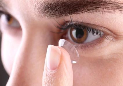 10 حقائق يجب معرفتها قبل تطبيق العدسات اللاصقة