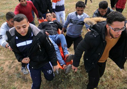 إصابة مواطنين برصاص الاحتلال شرق غزة