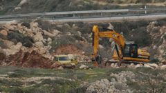 الاحتلال يجرف أراض جنوب نابلس