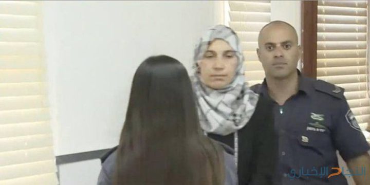 الاحتلال يواصل التحقيق مع الأسيرة خاطر