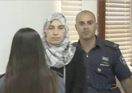 الاحتلال يواصل التحقيق مع الأسيرة خاطر