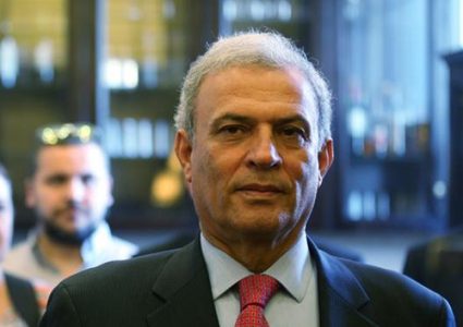 أبو عمرو يبحث مع كرينبول الأزمة المالية للأونروا