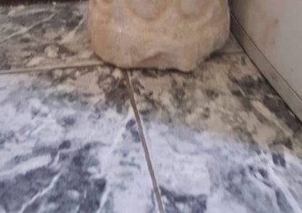 القبض على شخصين بحوزتهما عمود أثري في نابلس