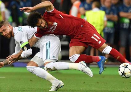 راموس: صلاح هو من أمسك بيدي أولا