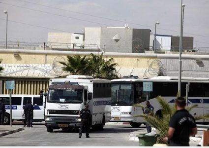الافراج عن فتى مقدسي امضى 40 شهرا بالاعتقال