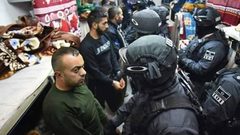 أسرى سجن جلبوع يتصدون لقمع الاحتلال