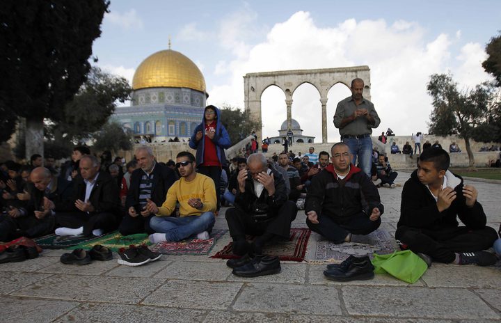 الاحتلال يعيد فتح أبواب المسجد الأقصى