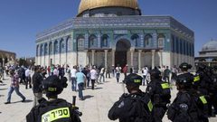 أوقاف القدس تحذر من انتهاكات الاحتلال بحق الأقصى
