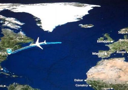 طائرة تعود أدراجها بعد قطع نصف مسافة الرحلة!