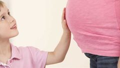 حمل جماعي لممرضات يضع مستشفى أميركيّا في ورطة