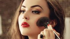 نصائح تعكس جمالاً ونضارة على ملامحك في العيد