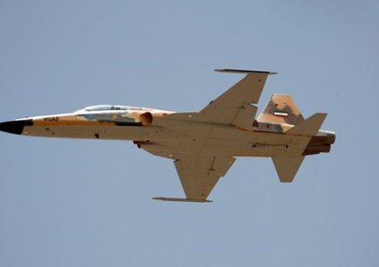 إيران تكشف عن مقاتلة "كوثر" الجديدة (فيديو)