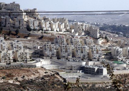 الاحتلال يوافق على بناء  وحدات استيطانية في الضفة