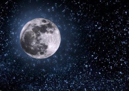 اكتشاف غير مسبوق على سطح القمر