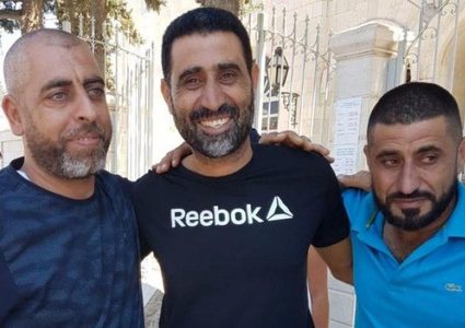 الافراج عن 3 شبان بشرط الابعاد عن القدس