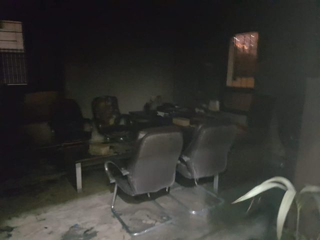 اندلاع حريق في ملتقى رجال أعمال نابلس