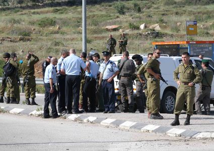 مستوطنون يصيبون شابين جنوب نابلس