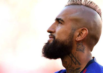 فيدال يبدأ "الحرب الكلامية" مع ريال مدريد