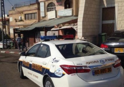 العثور على جثة شاب داخل سيارة