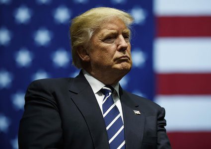 طفل غير شرعي لترامب