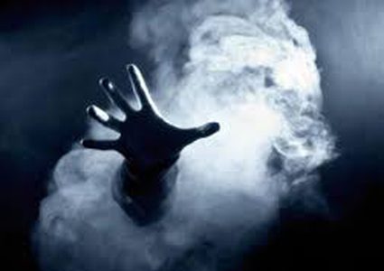 السجن لرجل لعب دور "الشبح" مع خطيبته السابقة!