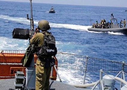 بحرية الاحتلال تعتقل صيادين قبالة سواحل السودانية