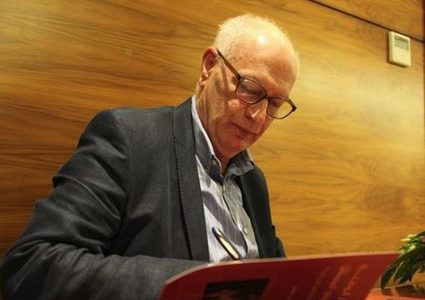 محمود درويش.. الفيلسوف الشاعر