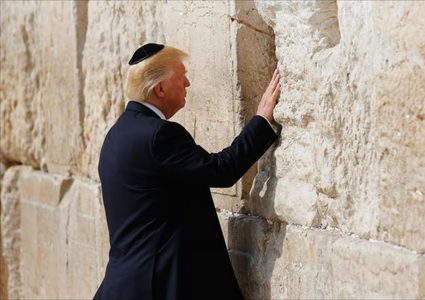 الاحتلال يوسع "الساحة المختلطة" من حائط البراق