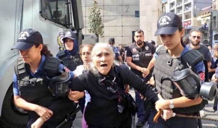 ما هي قصة "أمهات السبت" في تركيا؟