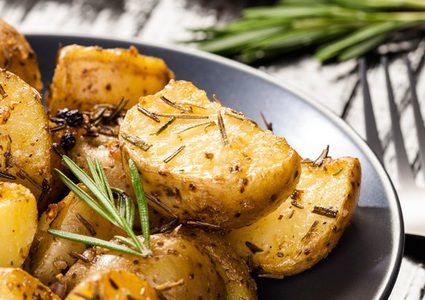 هل البطاطا مفيدة أم مضرة بالصحة؟