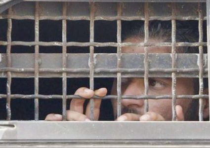 الأسرى.. ضرب واهمال وطفح جلدي!