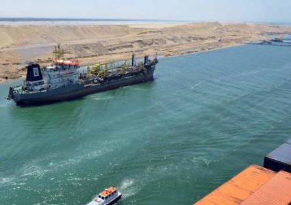 ارتفاع إيرادات قناة السويس في يوليو