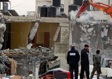 اعتقالات واعتداء على مواطنين في القدس