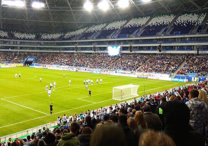 الظلام يُخيم على ملعب استضاف "كأس العالم"