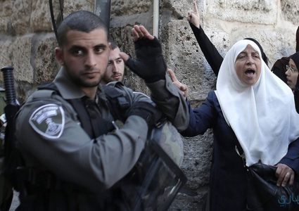 الاحتلال يُبعد ناشطة مقدسية عن الأقصى لمدة 6 أشهر