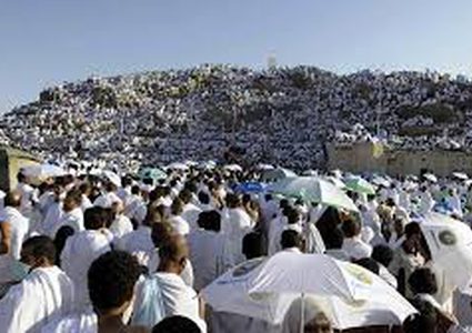 الأوقاف: بدء مغادرة حجاج غزة المدينة المنورة