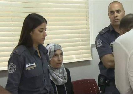 الأسيرة لمى خاطر: فترة التحقيق كانت صعبة